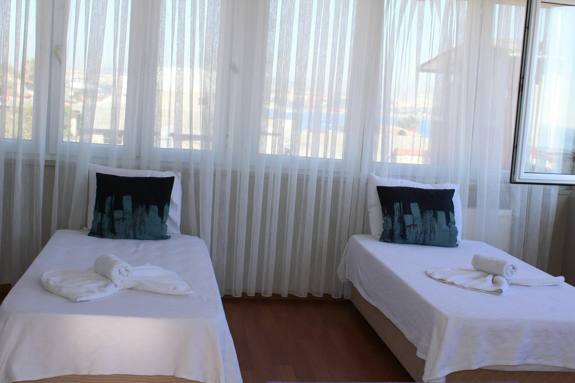 Likya Apart Hotel Istanbul Exterior photo